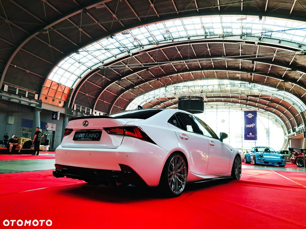 Lexus IS 200t F Sport - 33