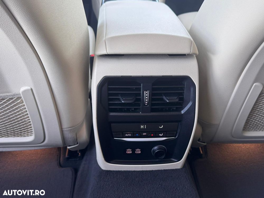 BMW Seria 3 320d xDrive AT Sport Line - 11