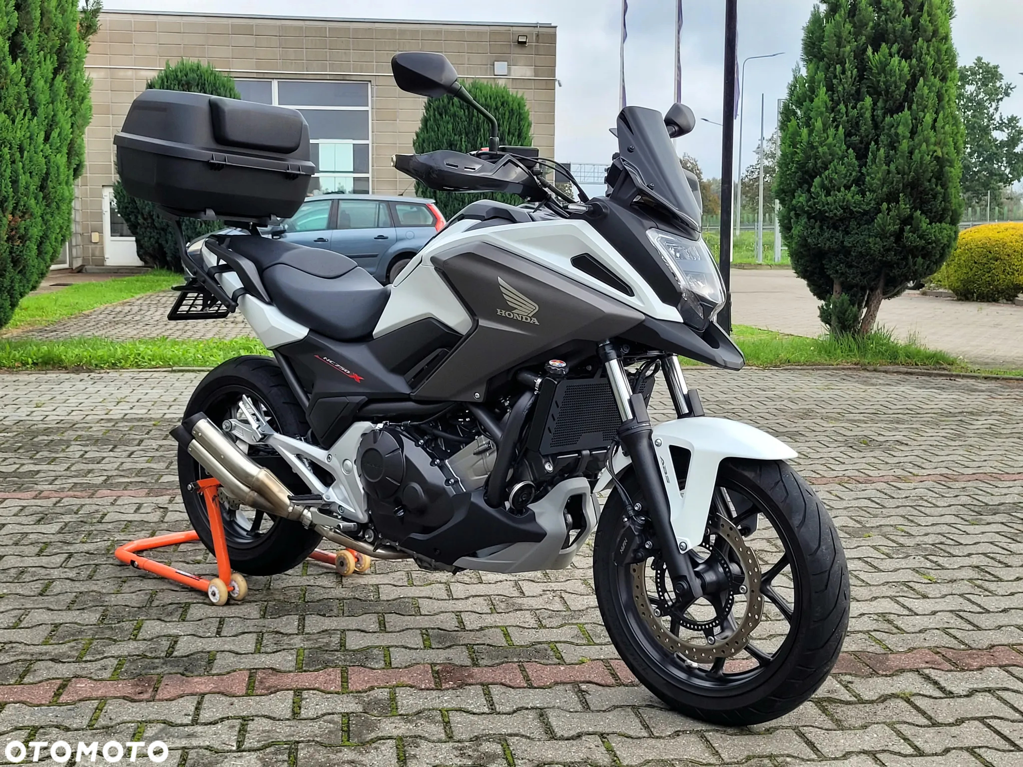 Honda NC - 17