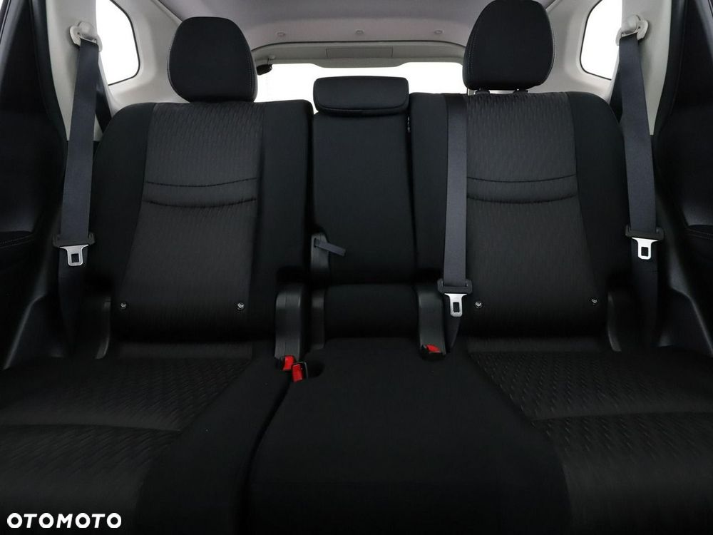 Nissan X-Trail 2.0 dCi Xtronic N-Connecta - 19