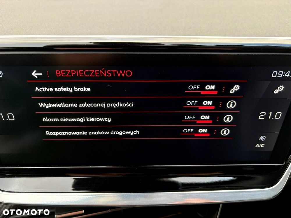 Peugeot 2008 1.5 BlueHDi Allure - 23