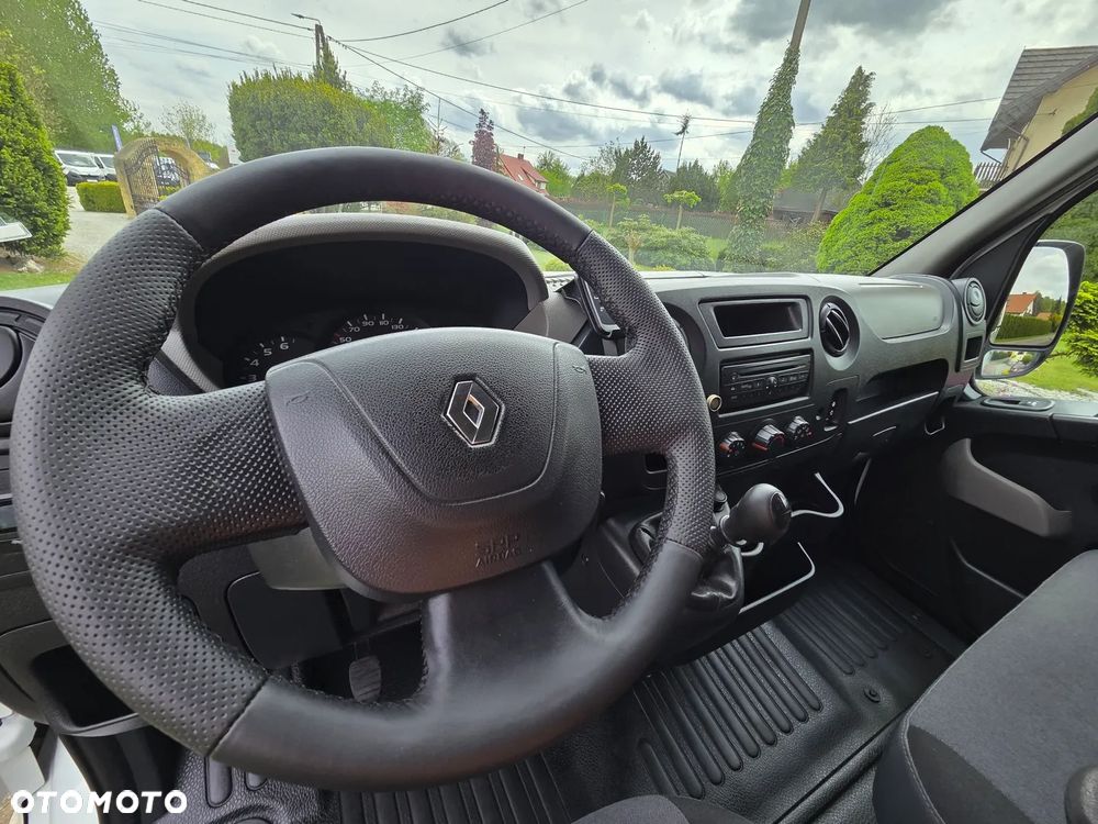 Renault Master - 32