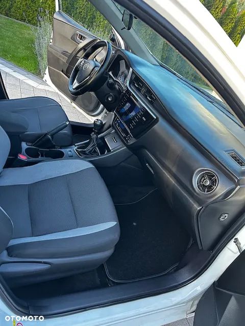Toyota Auris 1.33 VVT-i Active - 14