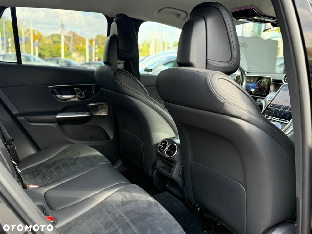 Mercedes-Benz GLC 220 d mHEV 4-Matic AMG Line - 11