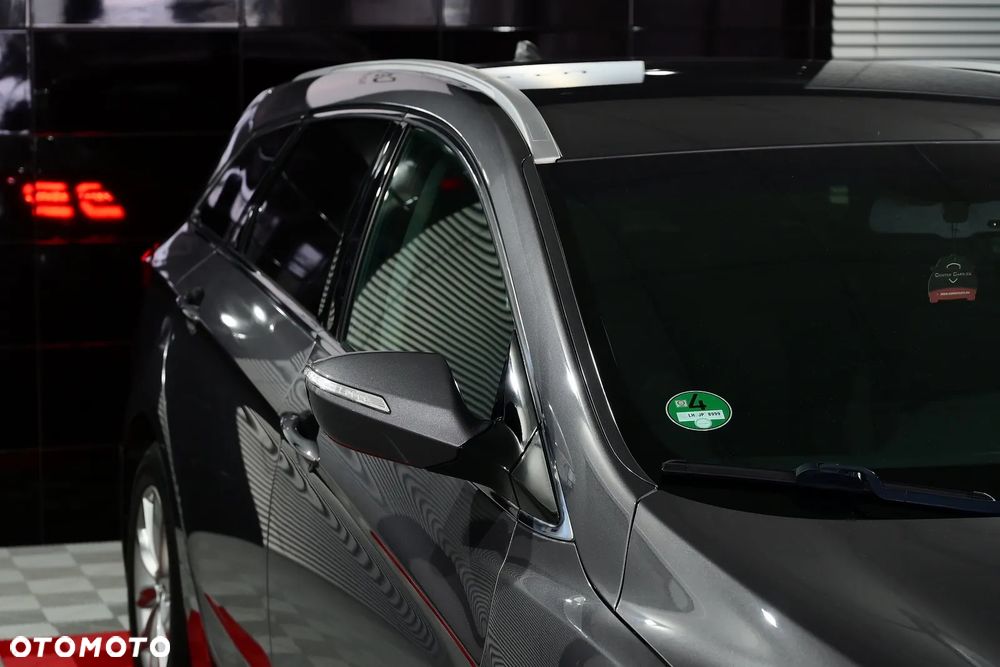 Hyundai i40 Kombi blue 1.6 Space - 39