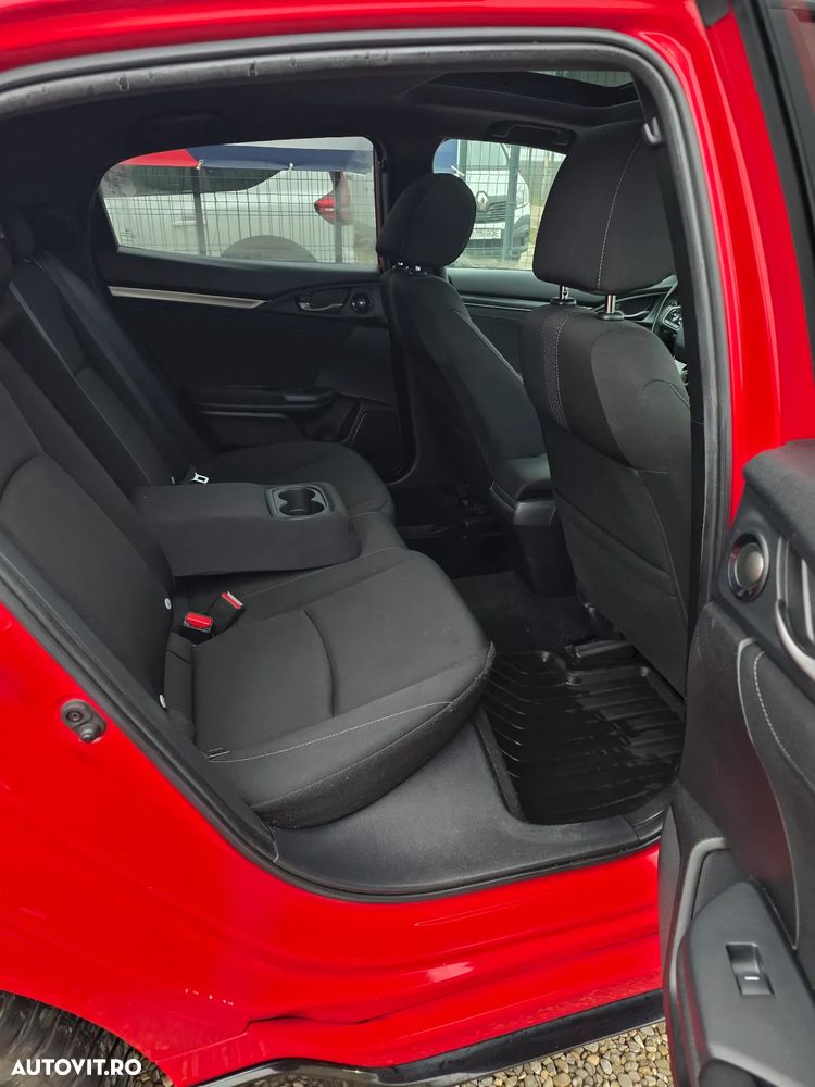 Honda Civic 1.5 VTEC Turbo CVT Sport - 8