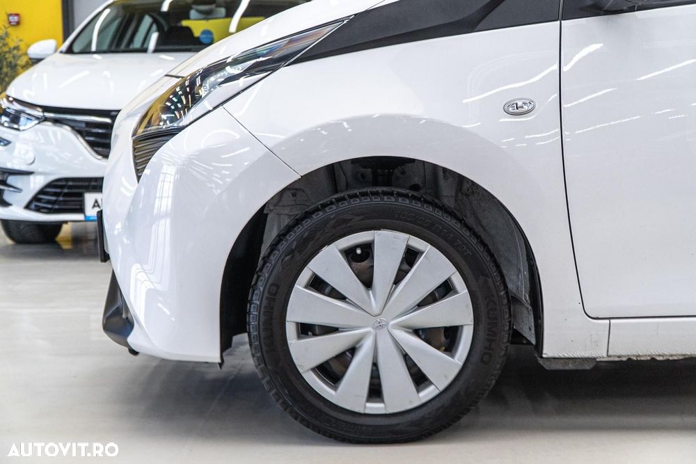 Toyota Aygo 1.0 VVY-I 5 usi X-style - 40