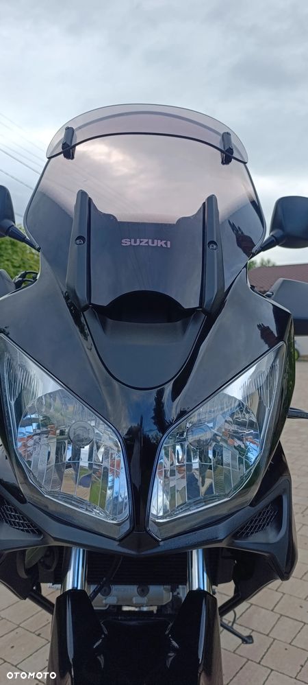 Suzuki V-STROM - 18