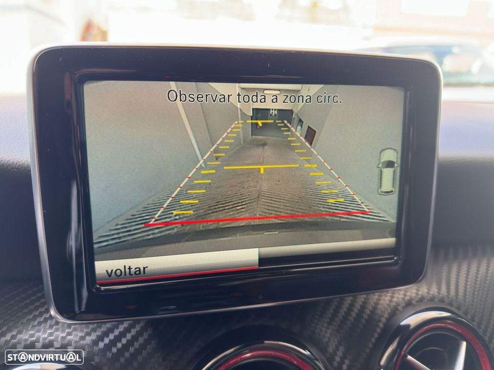 Mercedes-Benz A 45 AMG 4-Matic - 26