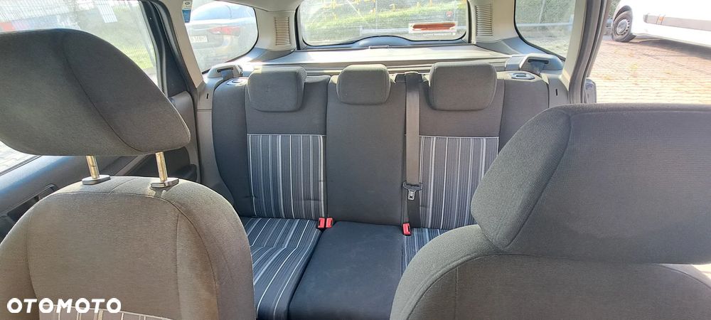 Ford Focus 1.6 TDCi Trend - 8