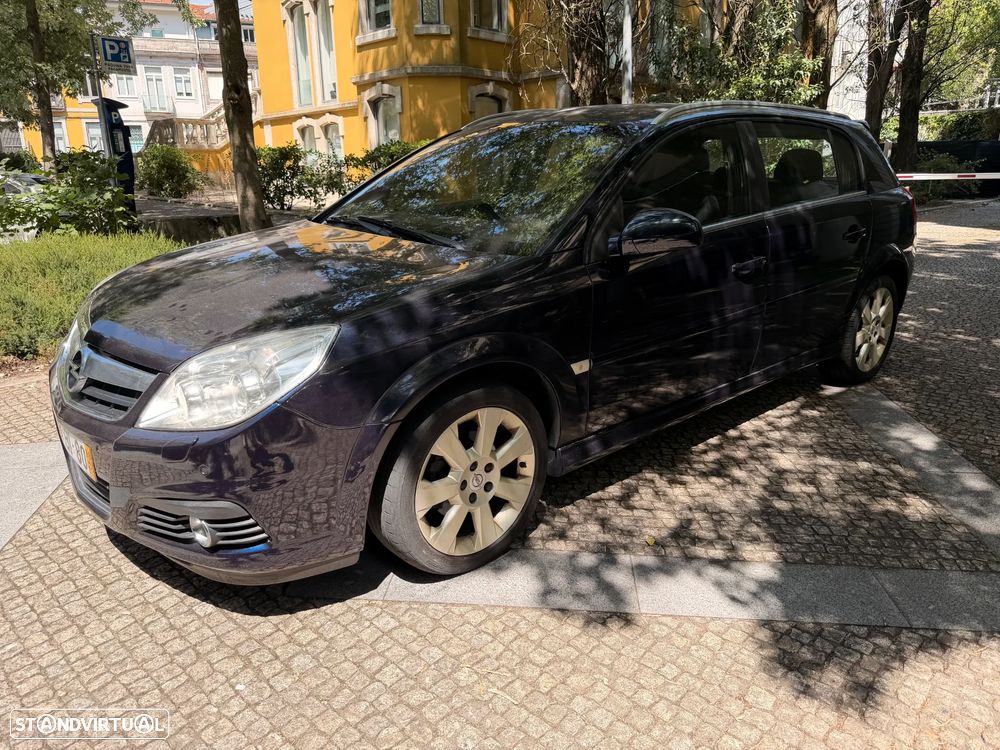Opel Signum 1.9 CDTI - 1