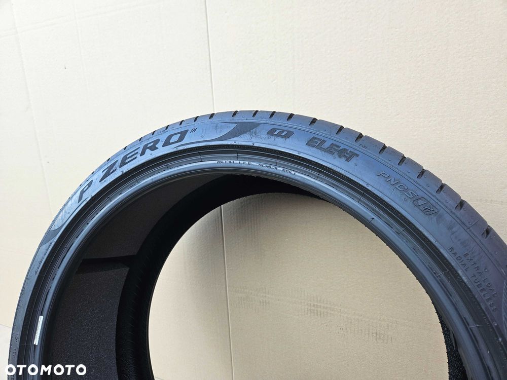 1x OPONA letnia 255/35 R21 PIRELLI P ZERO T1 ELECT 7mm 98W PNCS - 5