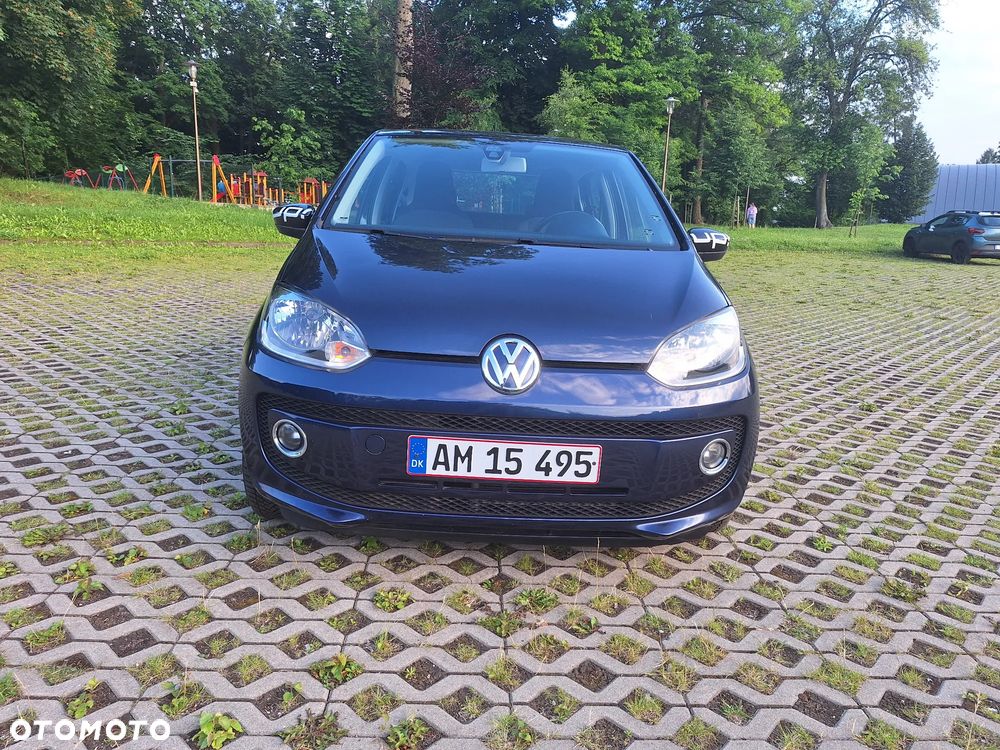 Volkswagen up! United - 25
