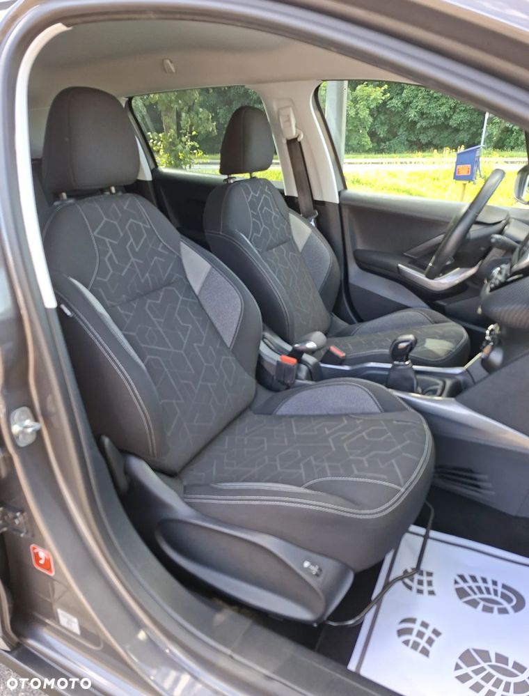 Peugeot 2008 1.6 BlueHDi Style - 13