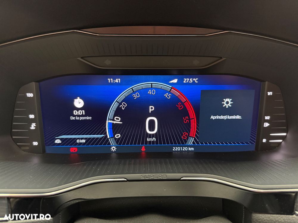 Skoda Superb 2.0 TDI 150 CP DSG Essence - 25