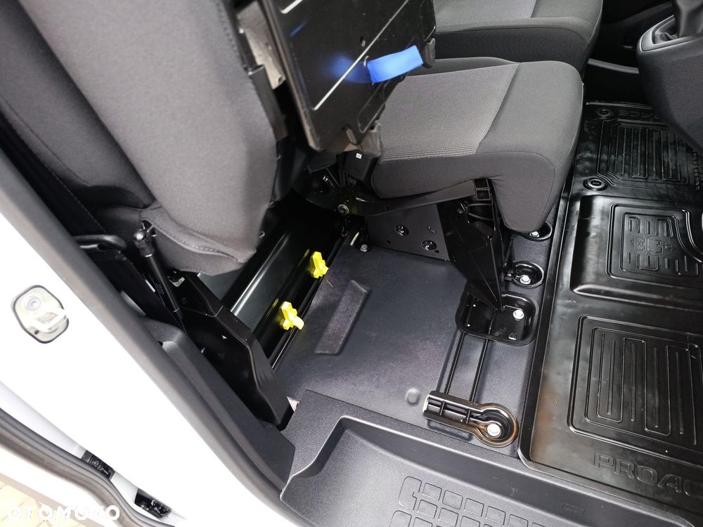 Toyota PROACE - 26