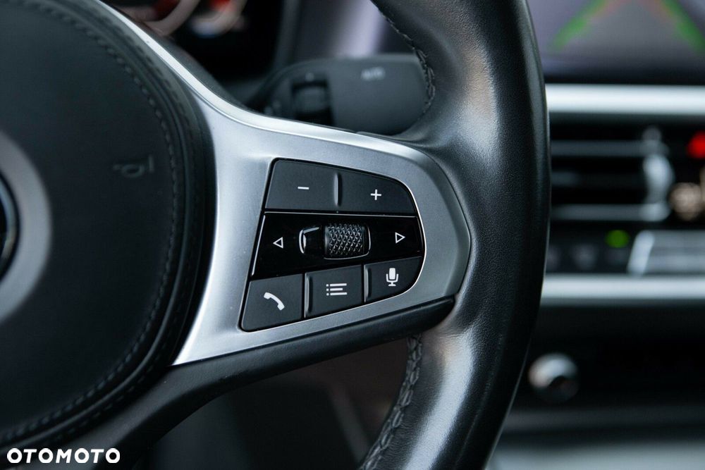 BMW Seria 3 - 21