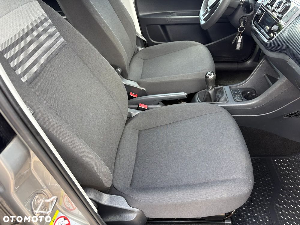Volkswagen up! 1.0 move - 16