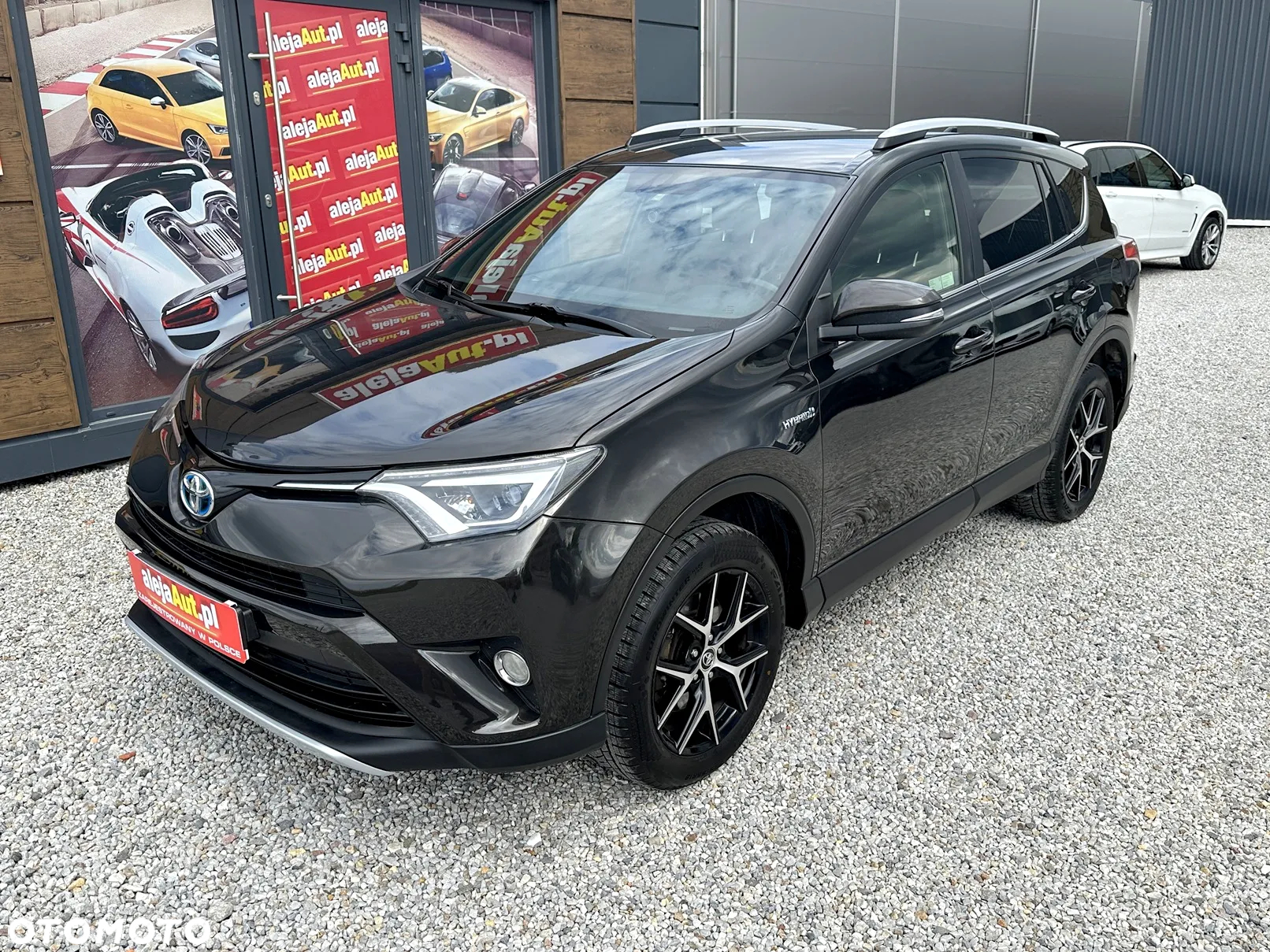 Toyota RAV4 Hybrid Premium 4x2 - 3