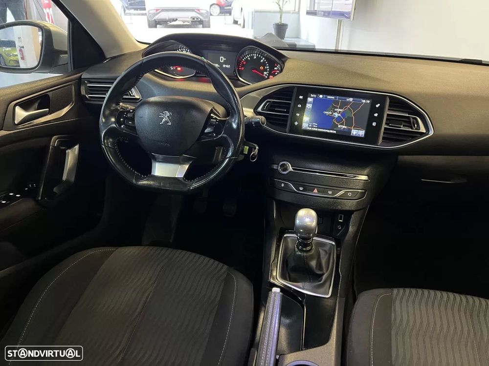 Peugeot 308 SW 1.6 BlueHDi Allure - 23