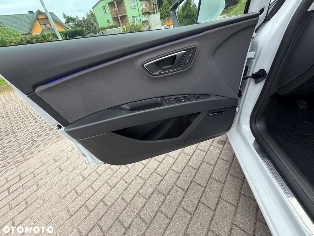 Seat Leon 2.0 TDI DPF XCELLENCE - 27