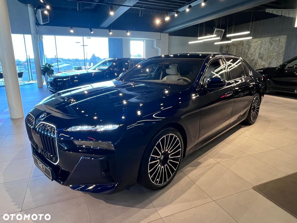 BMW Seria 7 740d xDrive mHEV sport - 2