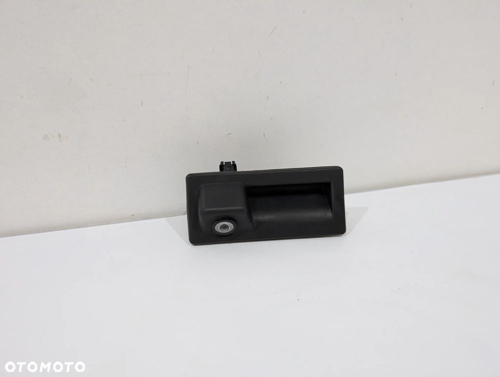 AUDI A4 B9 A5 8W KAMERA COFANIA KLAMKA BAGAŻNIKA 565827566 - 1