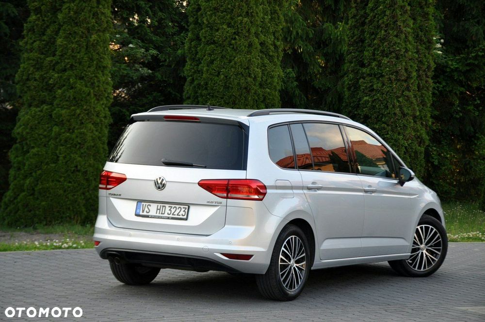 Volkswagen Touran - 6