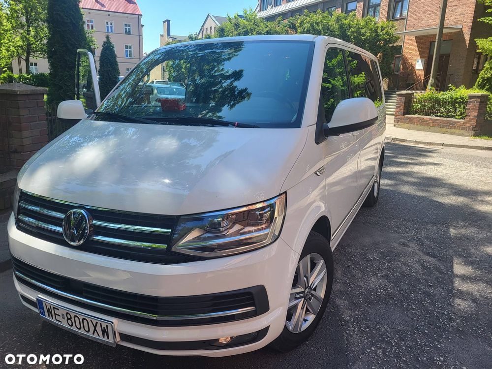 Volkswagen Multivan - 11