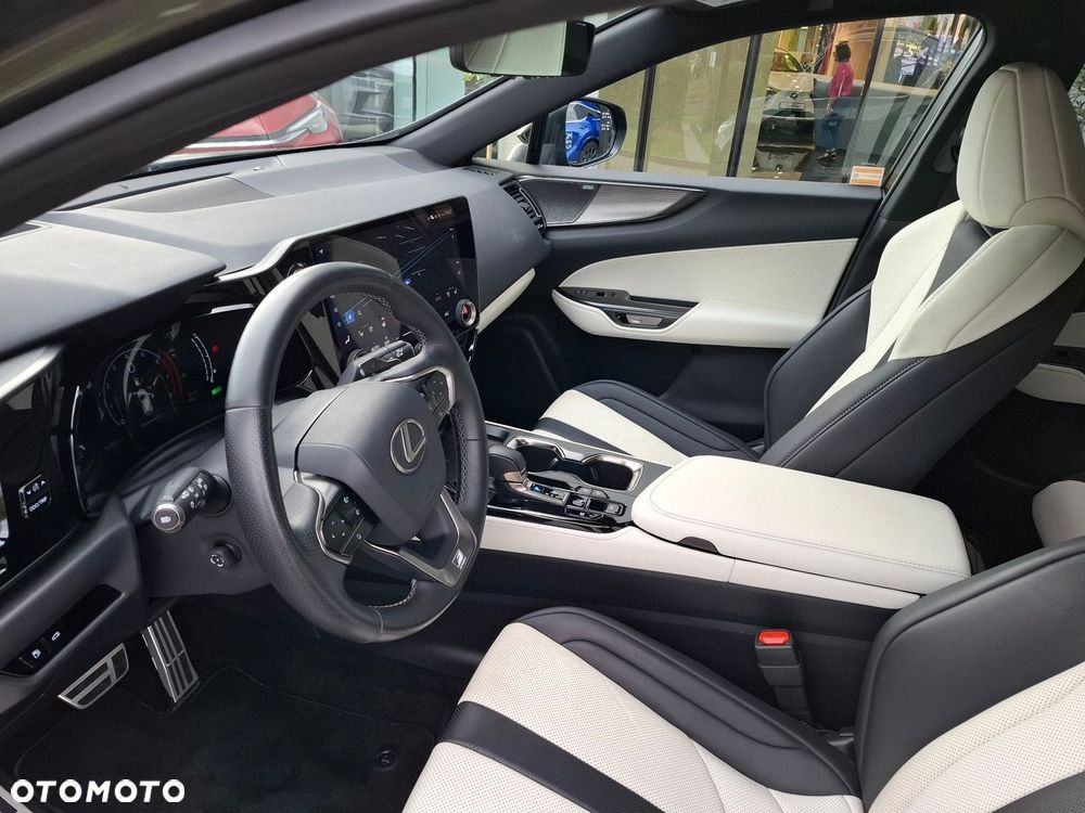 Lexus NX 350h F Sport AWD - 9