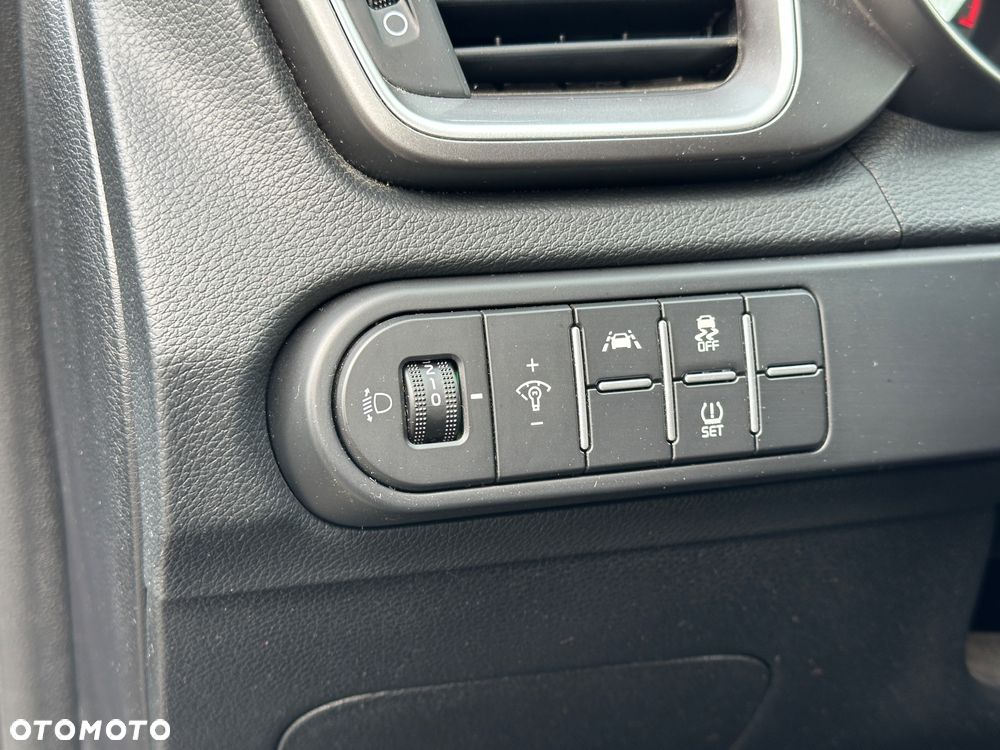 Kia XCeed 1.5 T-GDI OPF BLACK XDITION - 34