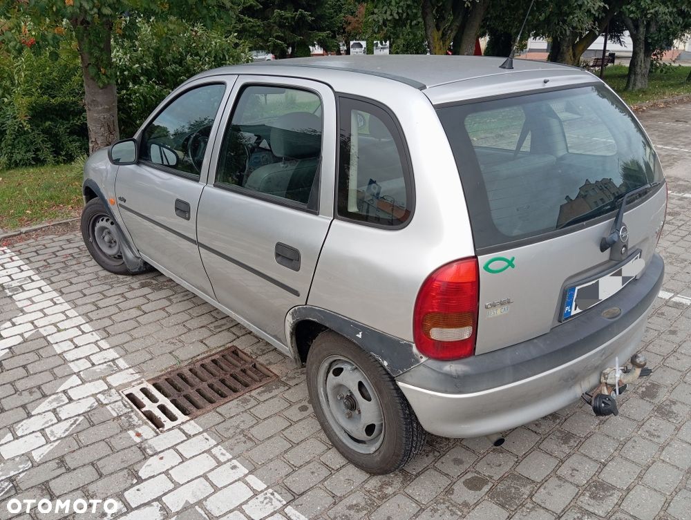 Opel Corsa - 3