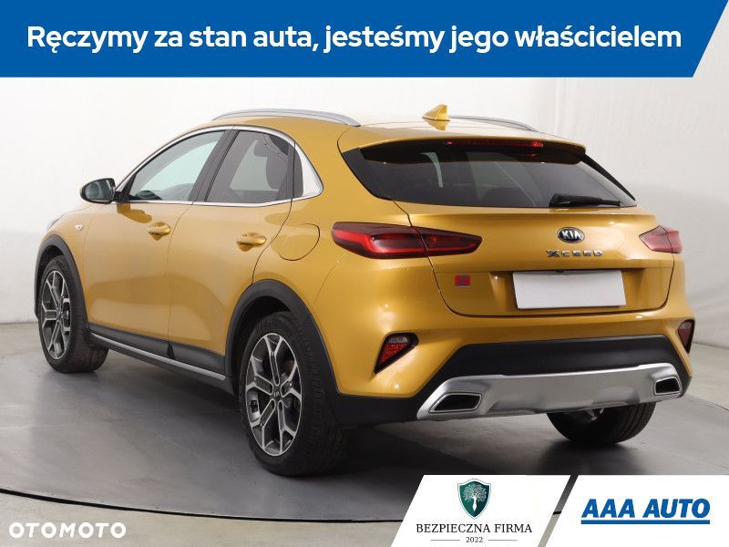 Kia XCeed - 6