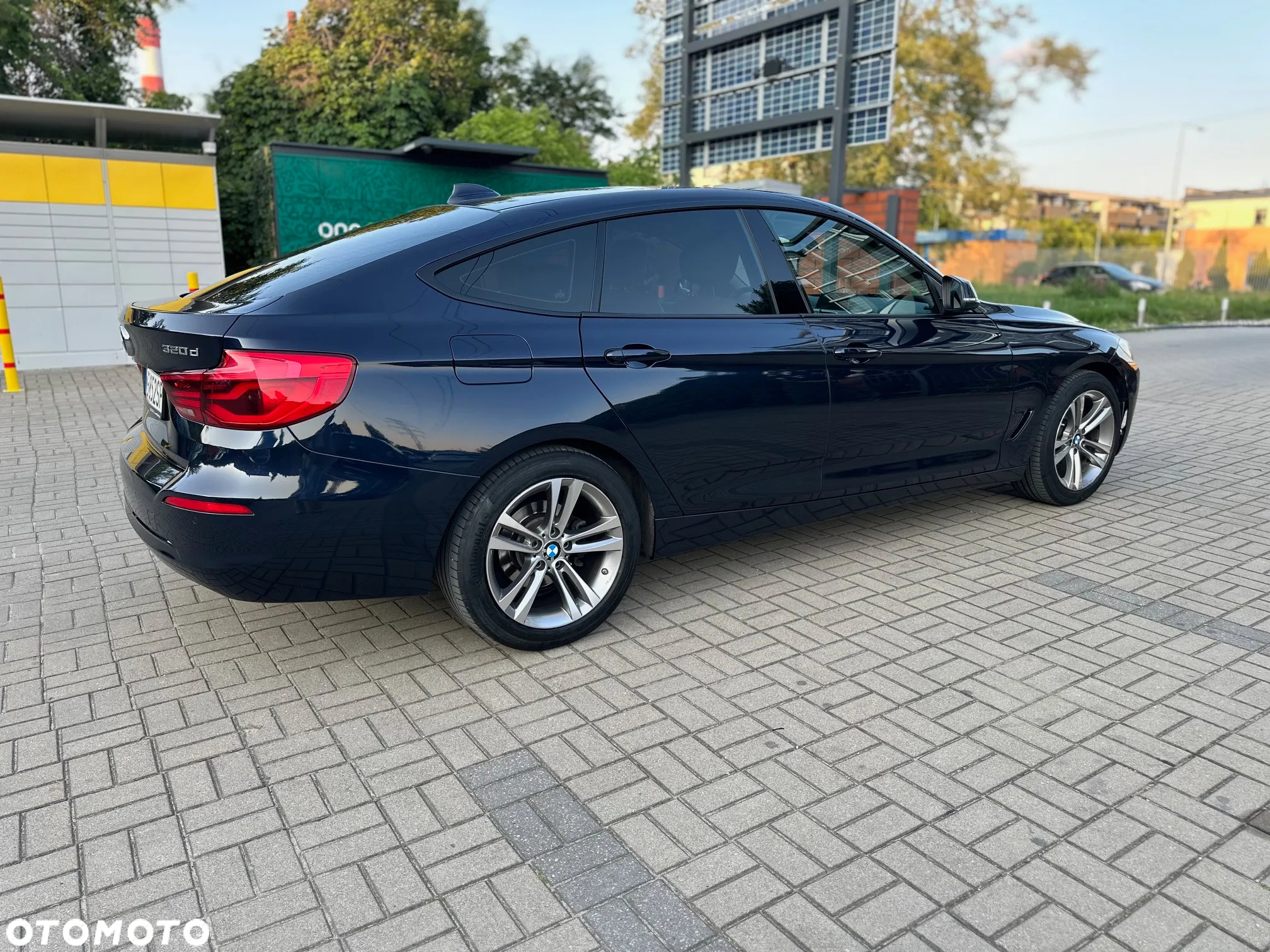 BMW Seria 3 320d - 5