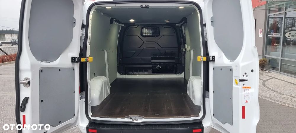 Ford TRANSIT CUSTOM - 10