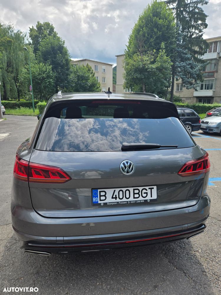 Volkswagen Touareg 3.0 V6 TDI 4Motion DPF Automatik R-Line - 12