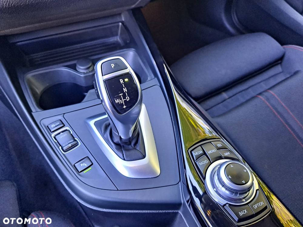 BMW Seria 1 120d Sport-Aut Sport Line - 26