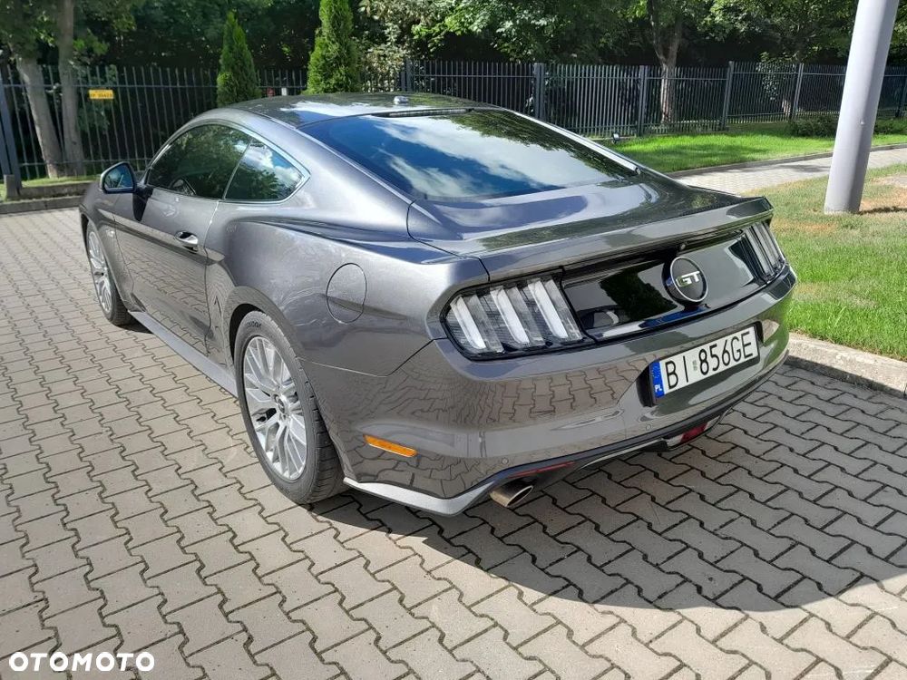 Ford Mustang 5.0 V8 GT - 4