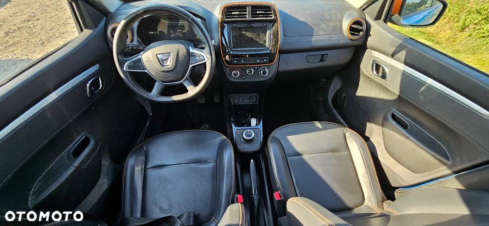 Dacia Spring - 11