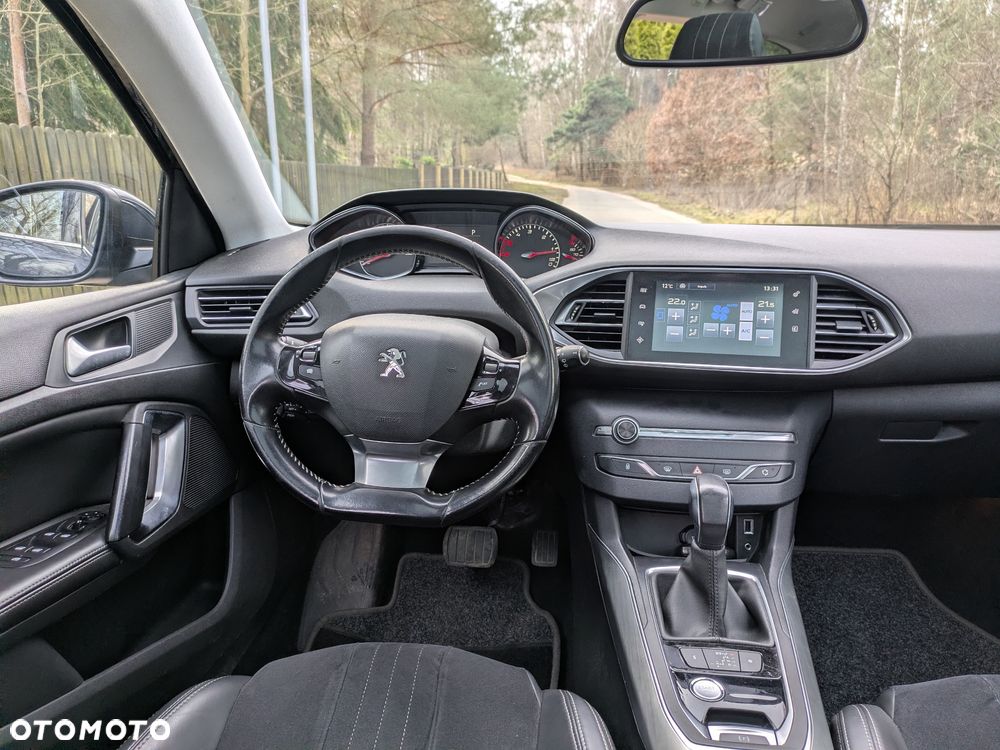 Peugeot 308 BlueHDi FAP 150 Stop&Start Automatik Allure - 15