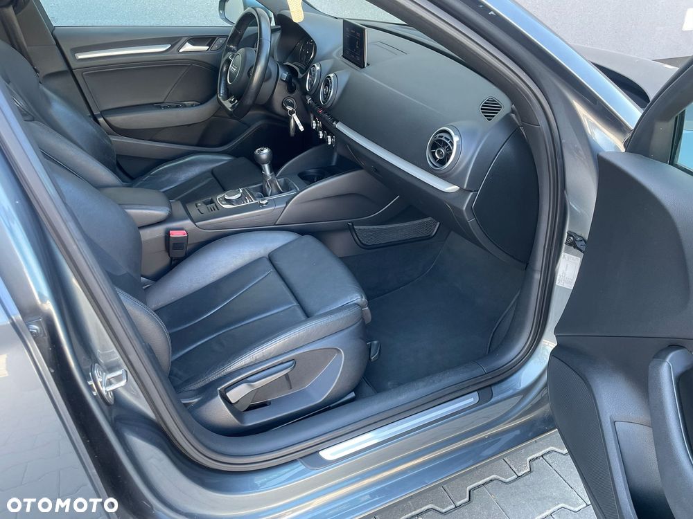 Audi A3 Limousine 1.6 TDI design - 33