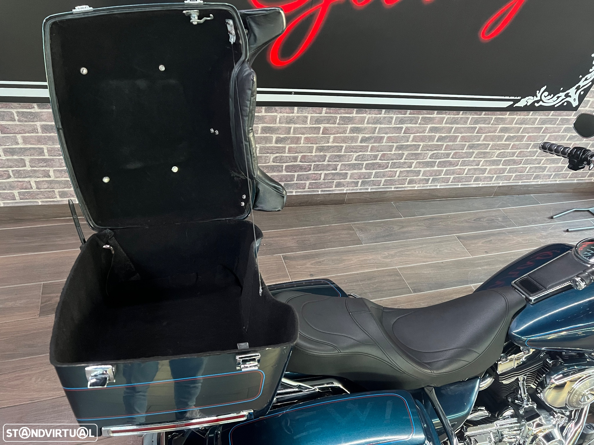 Harley-Davidson Electra - 11