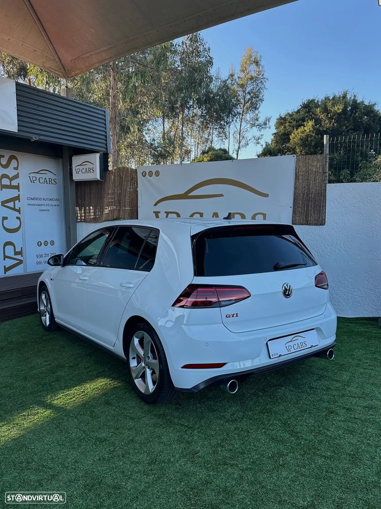 VW Golf 2.0 TSI GTI DSG Performance - 12