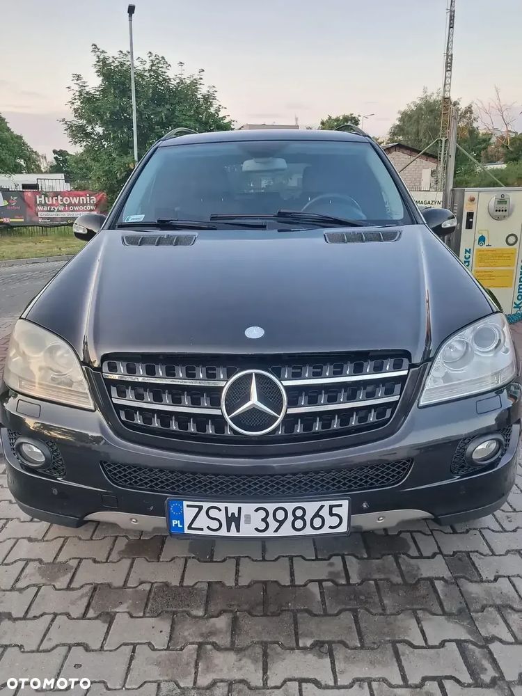 Mercedes-Benz ML - 1