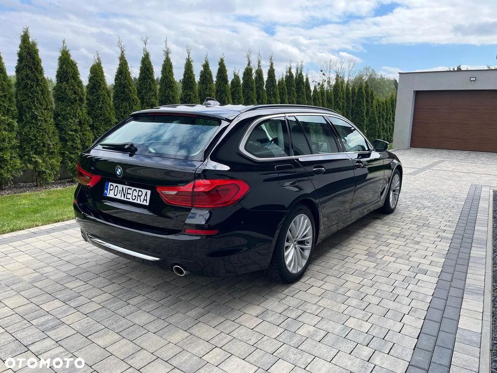 BMW Seria 5 520d Luxury Line - 4