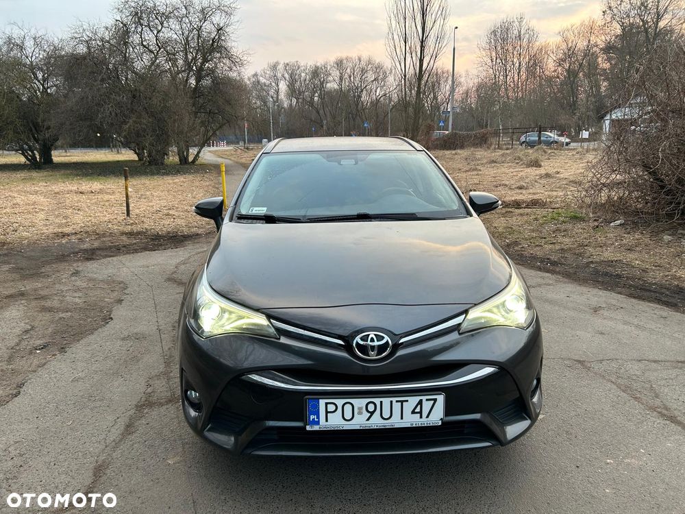 Toyota Avensis 1.8 Prestige MS - 5