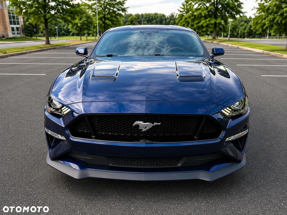 Ford Mustang - 2