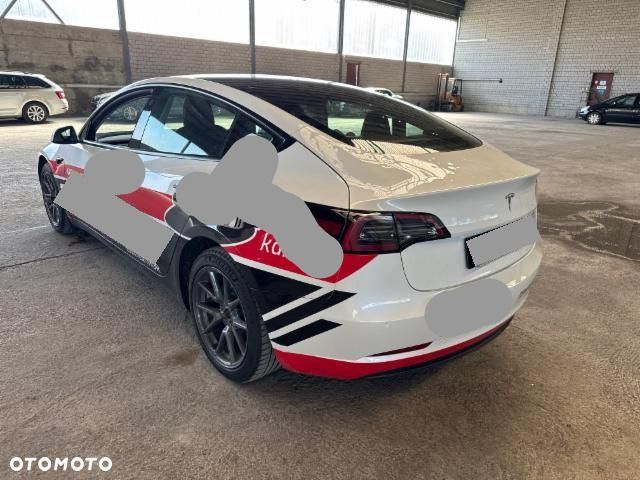 Tesla Model 3 Langstreckenbatterie Allradantrieb Dual Motor - 4