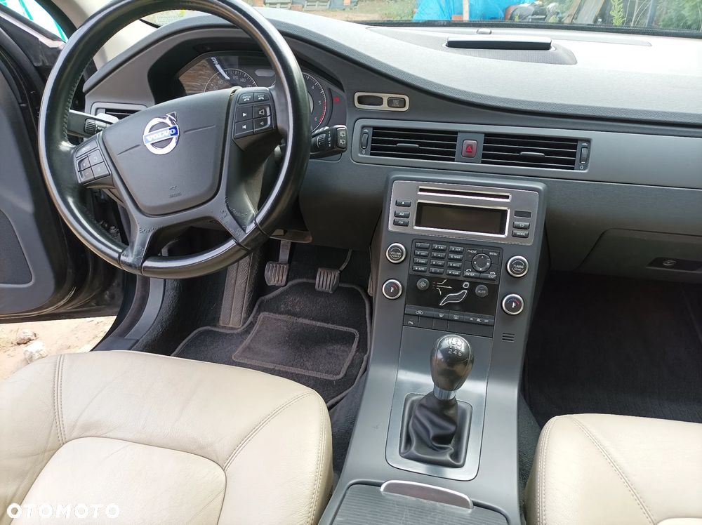 Volvo V70 2.0D Summum - 17