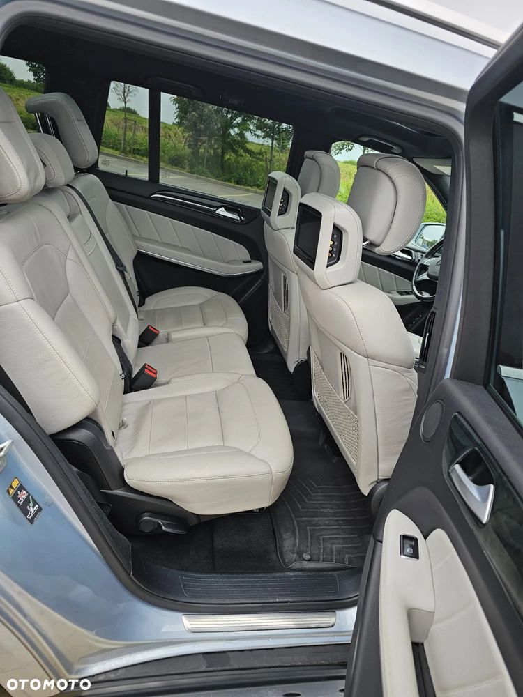 Mercedes-Benz GL 500 4Matic (BlueEFFICIENCY) 7G-TRONIC - 8